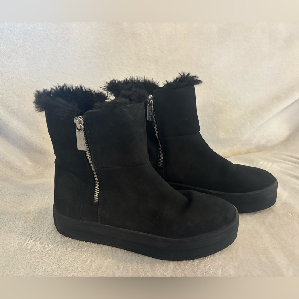 J Slides Tristian Sneaker Boots Size 7.5 in Black